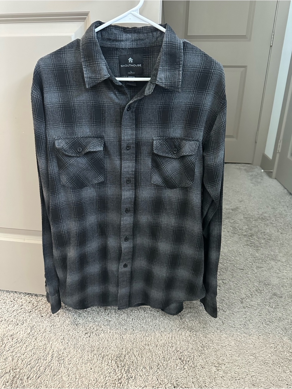 Shouthouse Gray Plaid Button-Up Shirt